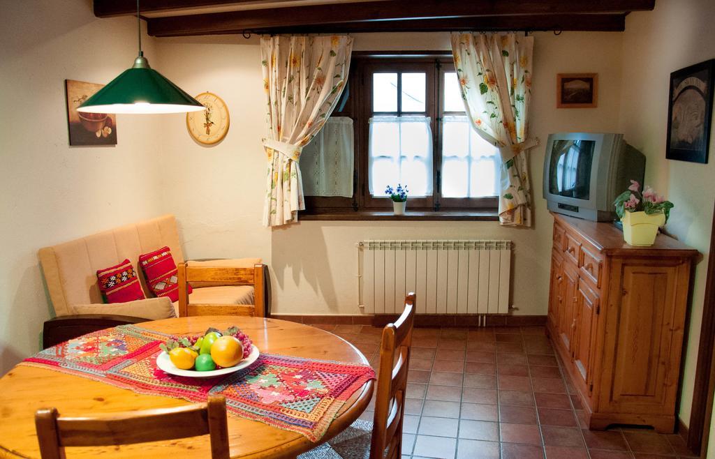 Sisquet Apartaments Erill la Vall Kamer foto
